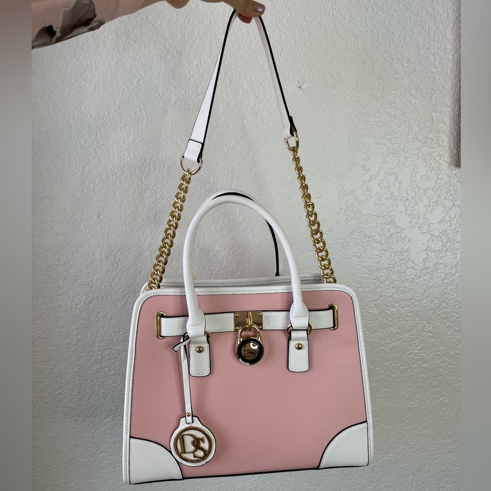 Pink bag + wallet